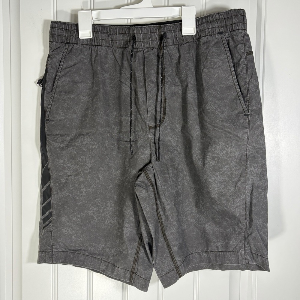 American Eagle AE Flex‎ Men's Medium Gray Performance Athletic Training Shorts